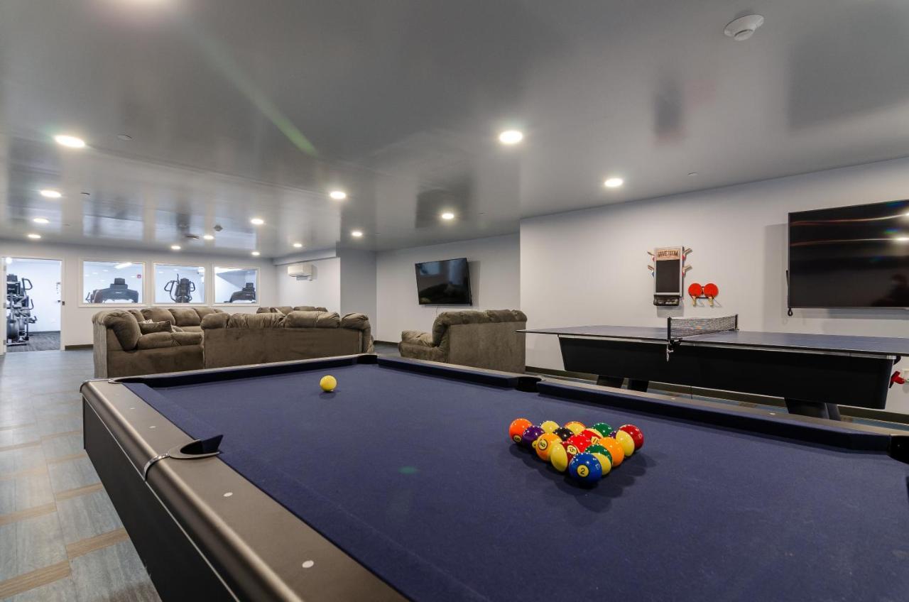Grand Monarch! Best For Extended Stays! Johnson City Eksteriør billede